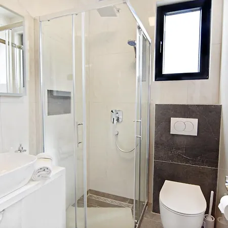 Family Friendly House With A Swimming Pool Vrana, Biograd - 22804 בית נופש