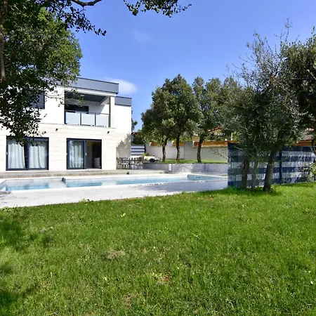 Vikendica Family Friendly House With A Swimming Pool Vrana, Biograd - 22804 Biograd Na Moru