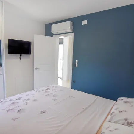 Дом отдыха Family Friendly House With A Swimming Pool Vrana, Biograd - 22804