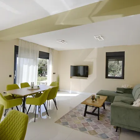 Family Friendly House With A Swimming Pool Vrana, Biograd - 22804 Дом отдыха *