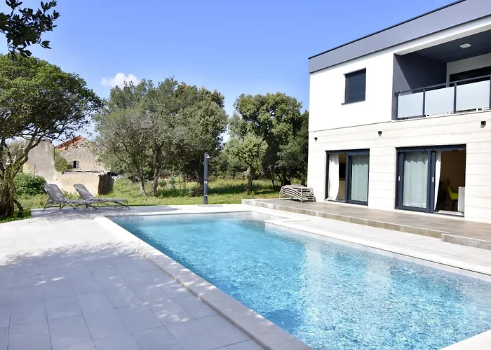 Family Friendly House With A Swimming Pool Vrana, Biograd - 22804 펜션 비오그라드나모루